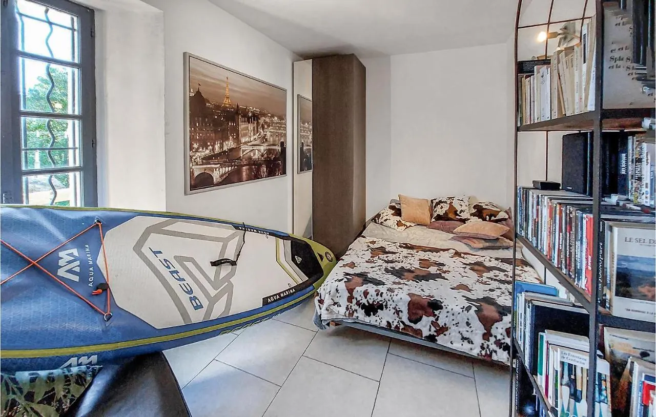 3 Bedroom Amazing Home In Saint Cyr Sur Mer 0*, Saint-Cyr-sur-Mer