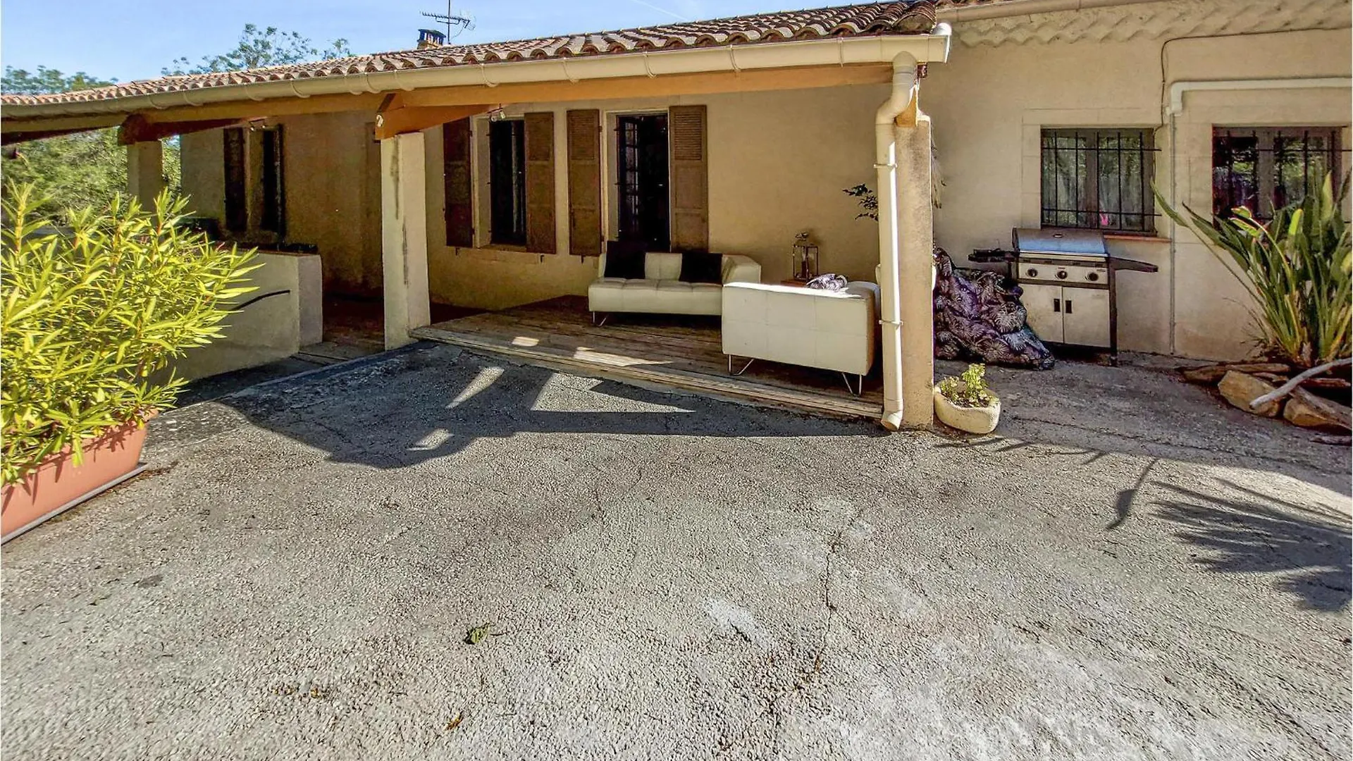 Holiday home 3 Bedroom Amazing Home In Saint Cyr Sur Mer