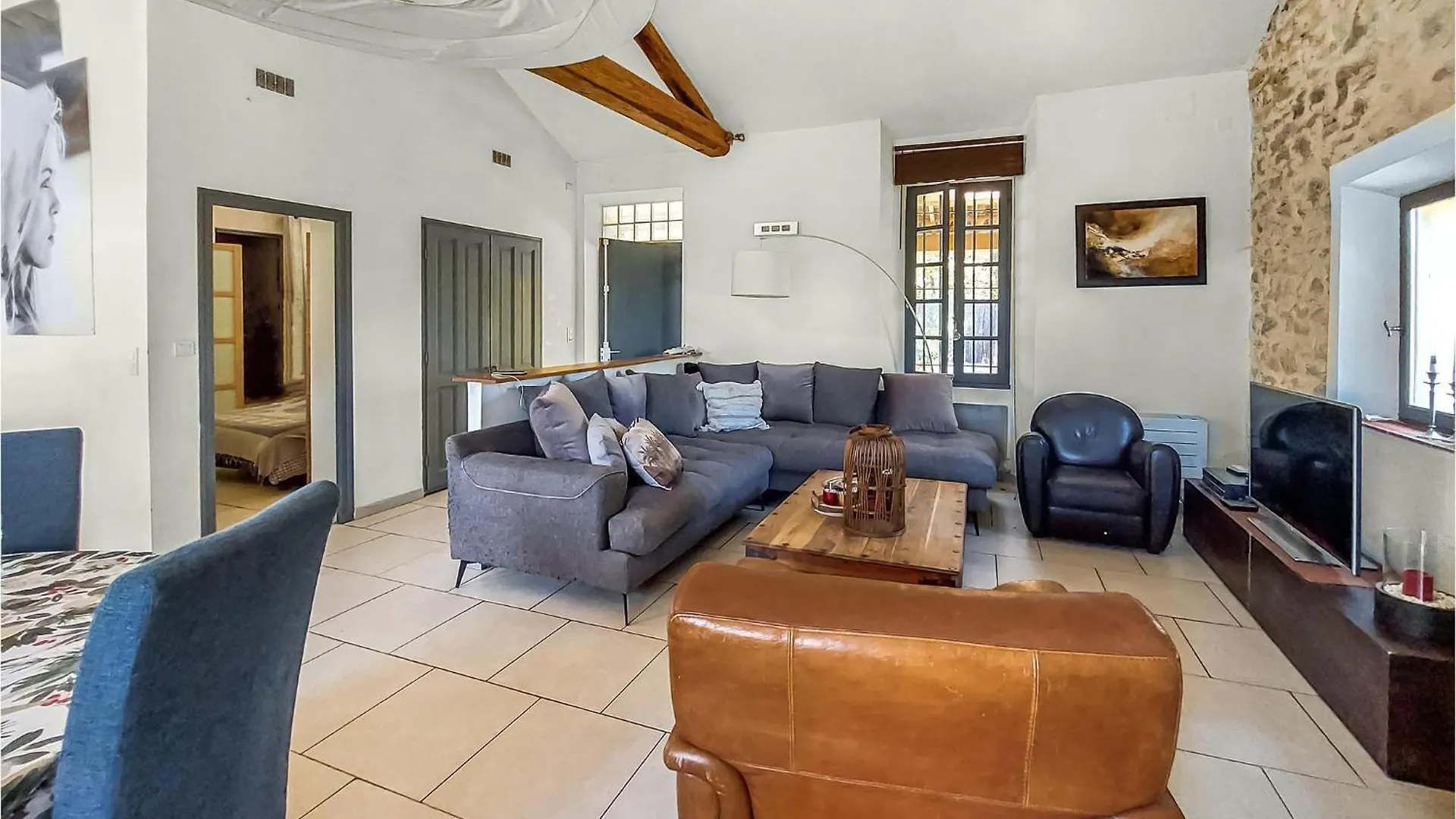 Vakantiehuis 3 Bedroom Amazing Home In Saint Cyr Sur Mer
