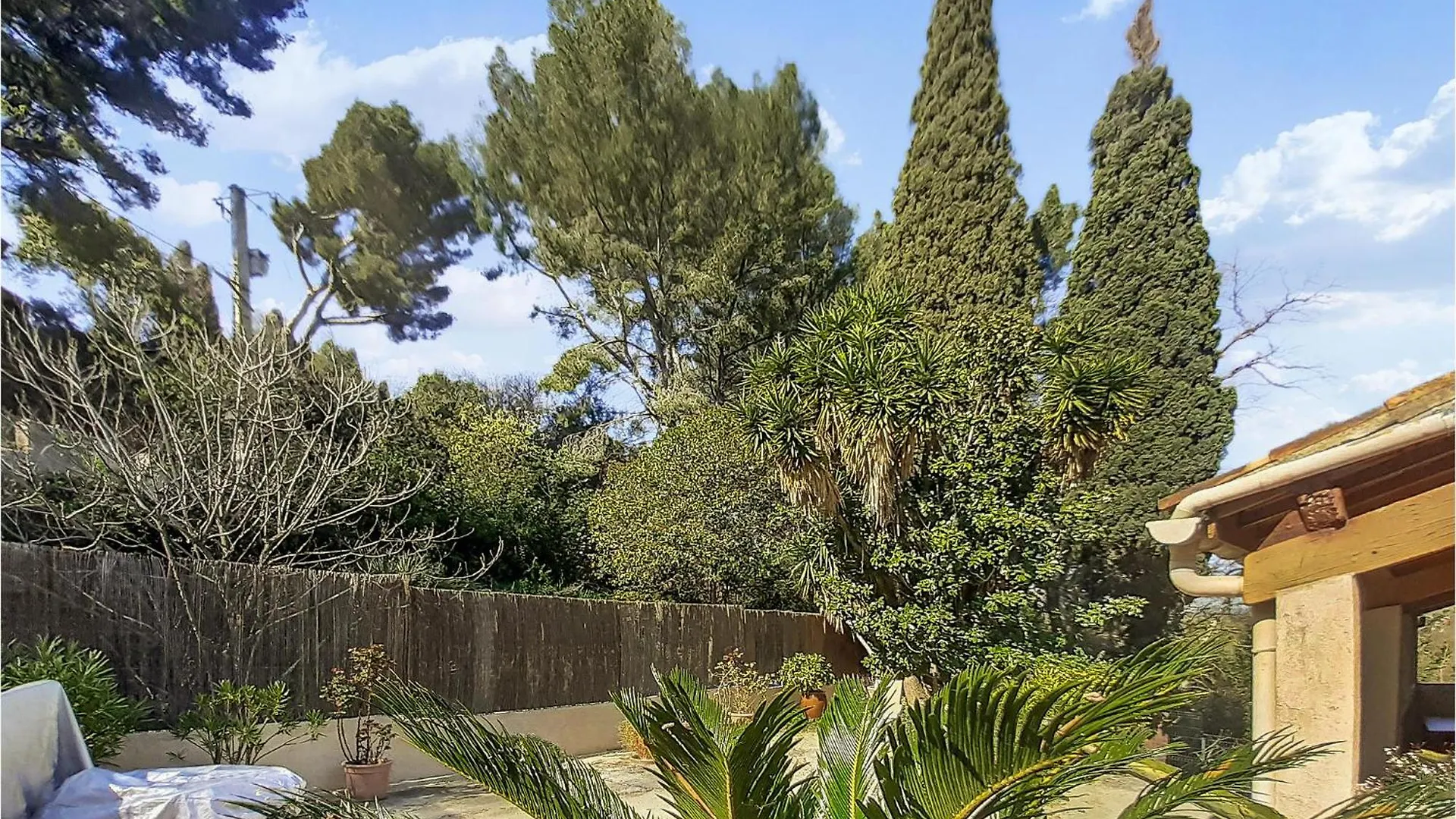 3 Bedroom Amazing Home In Saint Cyr Sur Mer Frankrig